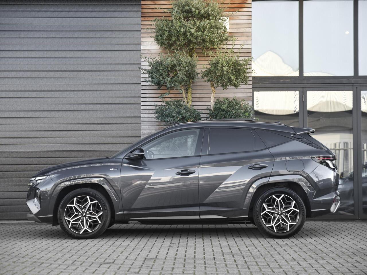 Hyundai TUCSON 1.6 T-GDI Plug-in Hybrid 4WD N line Sky Panoramadak, adaptieve cruise control, Alcantara bekleding Navi, Camara 360.