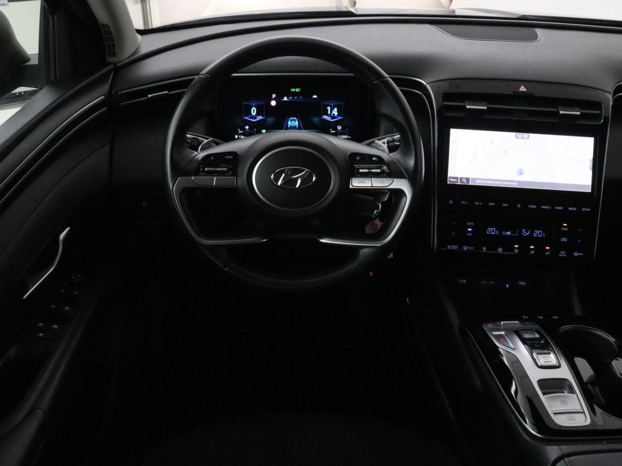 Hyundai TUCSON 1.6 T-GDI PHEV Comfort 4WD | Trekhaak | Carplay | Adaptive cruise | Camera | Climate control | Navigatie | Digital Cockpit | Plug In