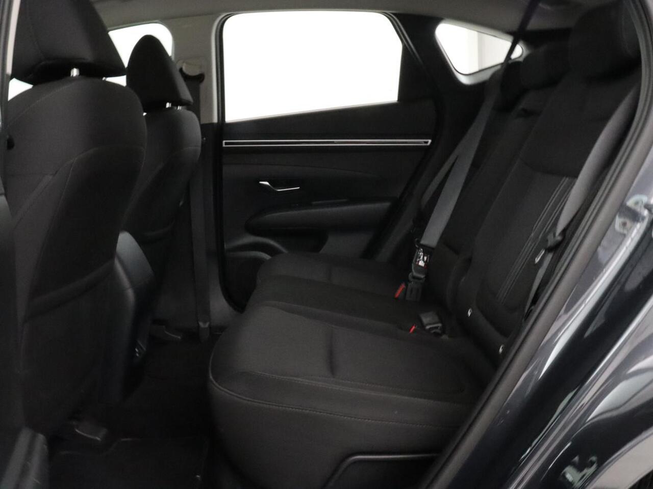 Hyundai TUCSON 1.6 T-GDI PHEV Comfort 4WD | Trekhaak | Carplay | Adaptive cruise | Camera | Climate control | Navigatie | Digital Cockpit | Plug In