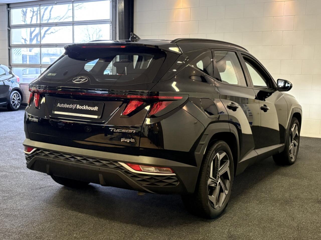 Hyundai TUCSON 1.6 T-GDI PHEV Comfort | Navigatie | Camera