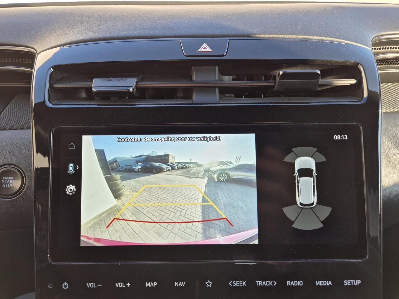 Hyundai TUCSON 1.6 T-GDI PHEV Plug-in N Line Edition 4WD Automaat / Trekgewicht 1350 kg / Apple Carplay Android Auto / Elektrische bedienbare achterklep / Achteruitrijcamera / Adaptief cruise control / Stuur-, en Stoelverwarming /