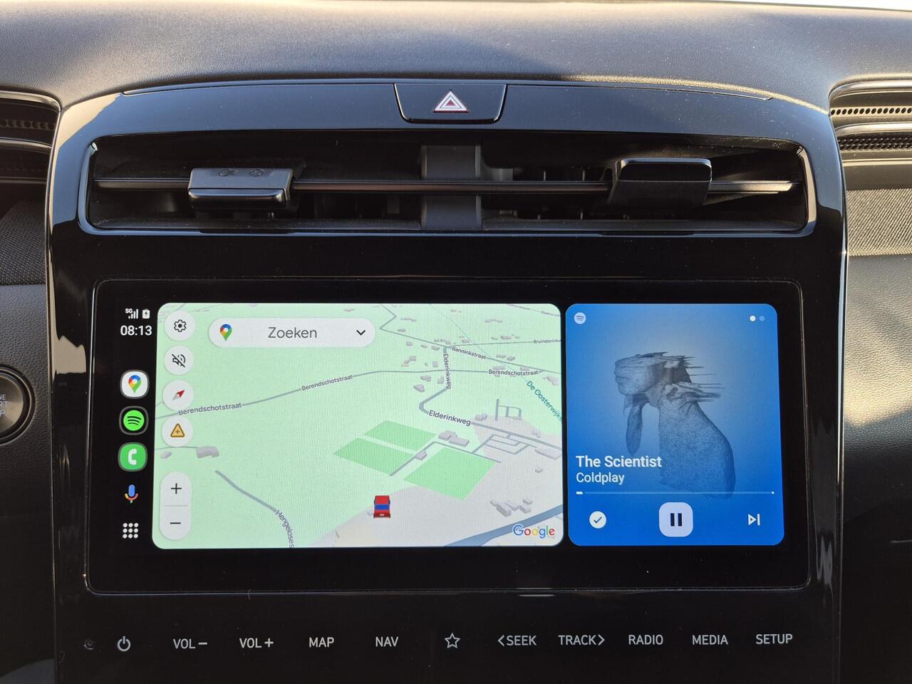 Hyundai TUCSON 1.6 T-GDI PHEV Plug-in N Line Edition 4WD Automaat / Trekgewicht 1350 kg / Apple Carplay Android Auto / Elektrische bedienbare achterklep / Achteruitrijcamera / Adaptief cruise control / Stuur-, en Stoelverwarming /