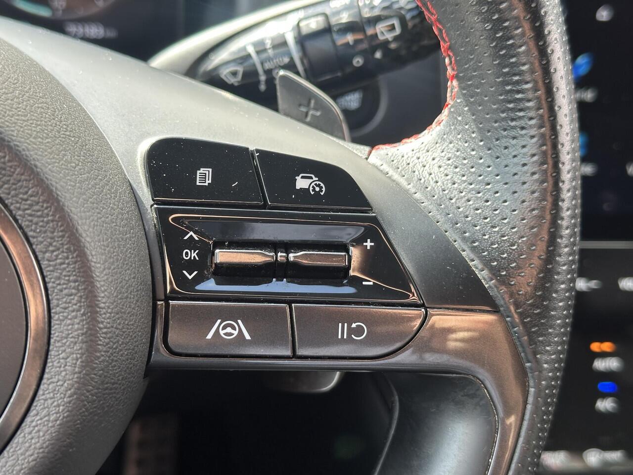 Hyundai TUCSON 1.6 T-GDI HEV 230pk N Line Edition / 1650kg Trekgewicht / Stoelverwarming / Adaptieve cruise control / Apple Carplay + Android Auto / Climate Control /