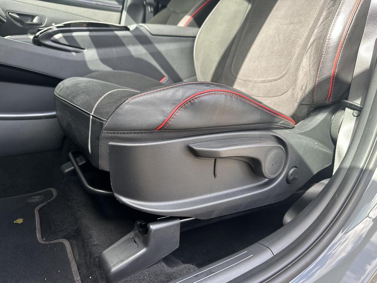 Hyundai TUCSON 1.6 T-GDI HEV 230pk N Line Edition / 1650kg Trekgewicht / Stoelverwarming / Adaptieve cruise control / Apple Carplay + Android Auto / Climate Control /