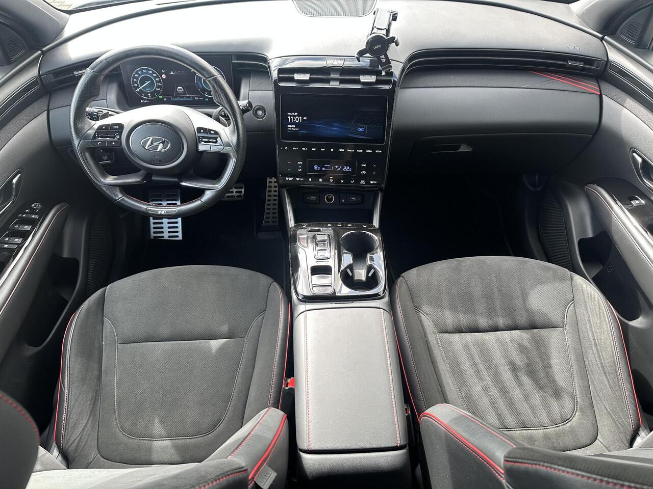 Hyundai TUCSON 1.6 T-GDI HEV 230pk N Line Edition / 1650kg Trekgewicht / Stoelverwarming / Adaptieve cruise control / Apple Carplay + Android Auto / Climate Control /