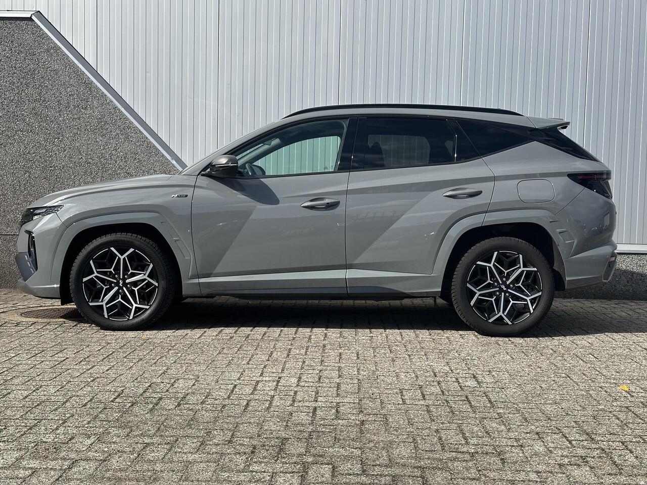 Hyundai TUCSON 1.6 T-GDI HEV 230pk N Line Edition / 1650kg Trekgewicht / Stoelverwarming / Adaptieve cruise control / Apple Carplay + Android Auto / Climate Control /