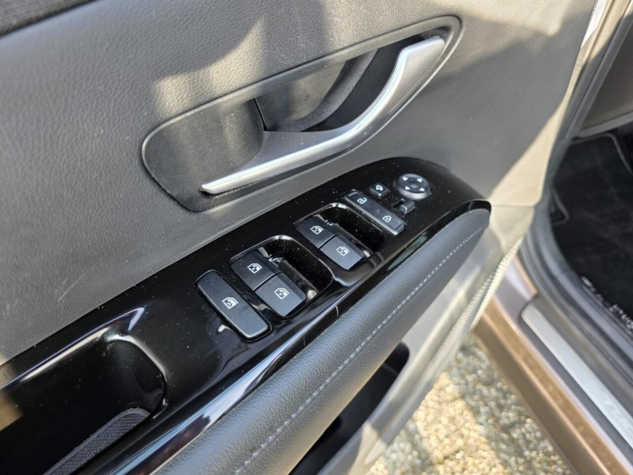 Hyundai TUCSON 1.6 T-GDI HEV PREMIUM/TREKHAAK/360CAMERA