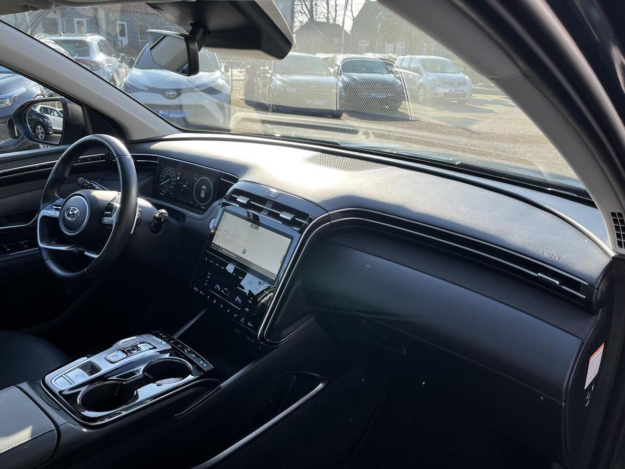 Hyundai TUCSON 1.6 T-GDI PHEV Premium 4WD | Trekhaak, Elektrische stoel, Stoel ventilatie, 1e eigenaar, Keyless, Dealer onderhouden, zeer luxe!