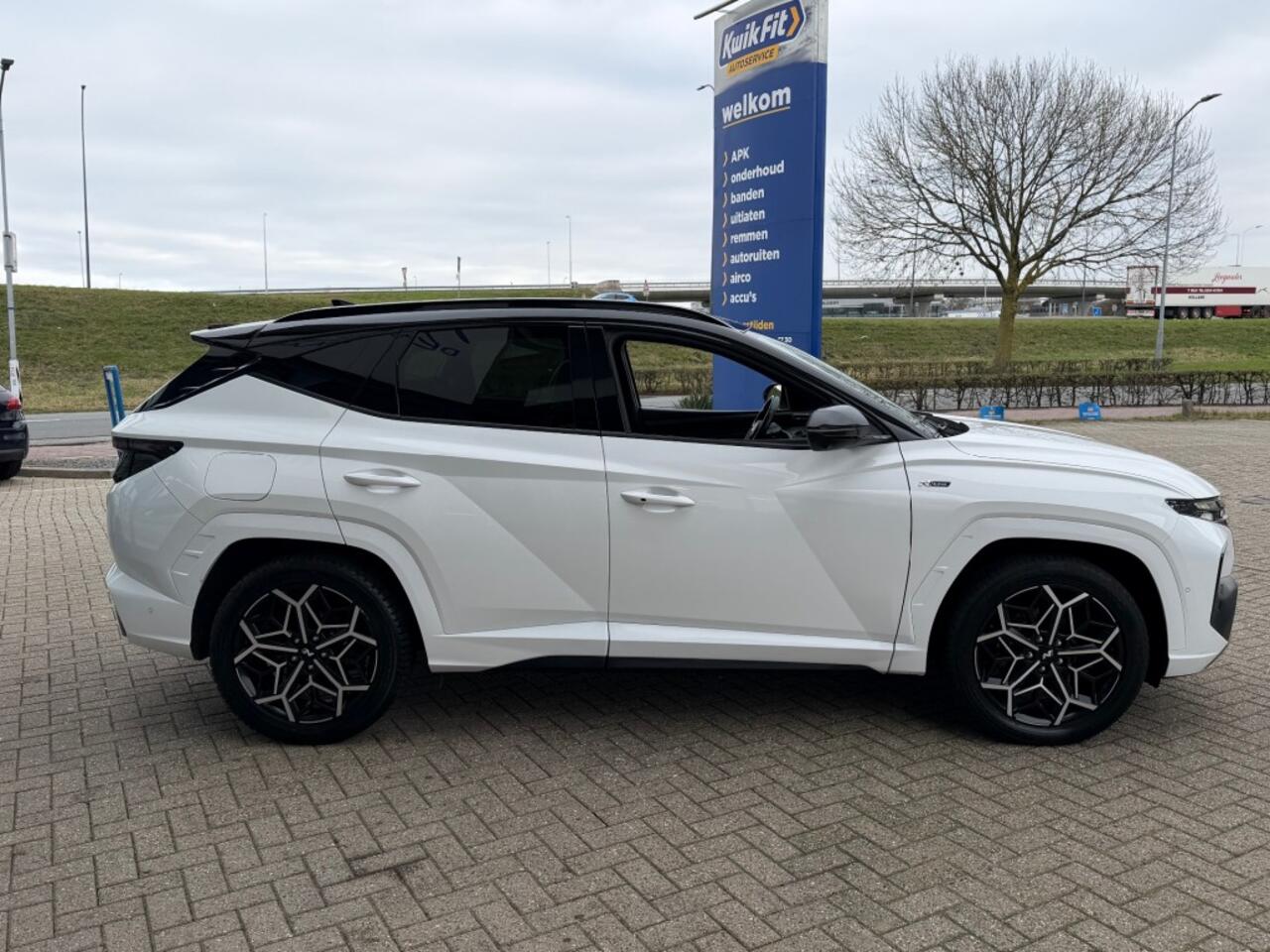 Hyundai TUCSON 1.6 T-GDI N LINE 4WD PHEV AUTOMAAT NAVI PDC-CAMERA WINTERPACK.