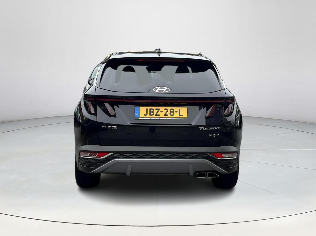 Hyundai TUCSON 1.6 T-GDI PHEV Comfort 4WD | 3 jaar garantie | Rijklaarprijs dus geen extra afleverkosten! | Automaat | Panoramadak | Apple/android auto