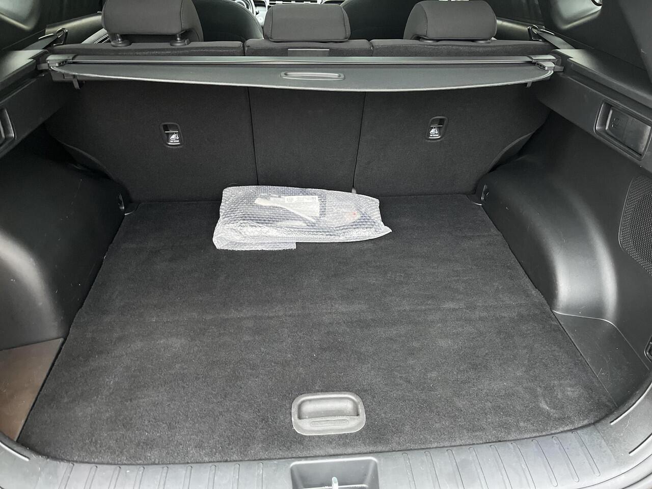 Hyundai TUCSON 1.6 T-GDI PHEV Comfort 4WD | 3 jaar garantie | Rijklaarprijs dus geen extra afleverkosten! | Automaat | Panoramadak | Apple/android auto