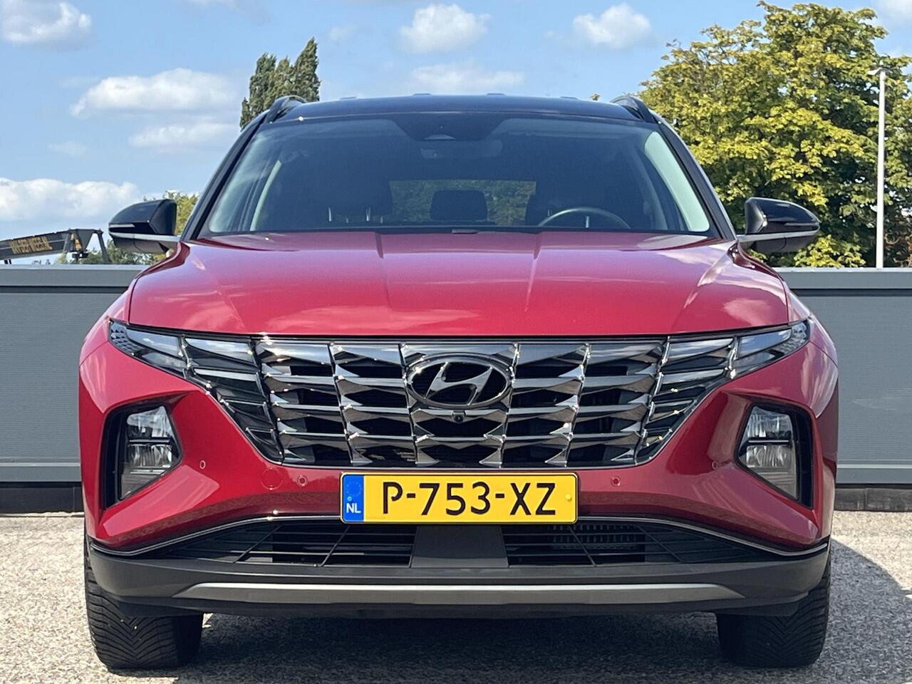 Hyundai TUCSON Premium 1.6 T-GDI 265pk PHEV 4WD | TREKHAAK | LEDER | DAKKLEUR ZWART | ALLSEASON BANDEN | 360° CAMERA |