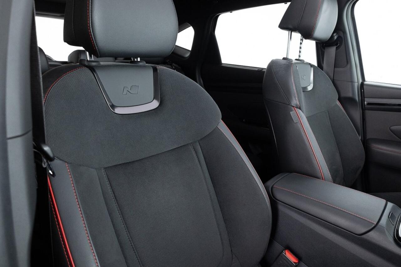 Hyundai TUCSON 1.6 T-GDI PHEV 4WD N-Line | PANORAMADAK | Half LEDER | NAVI