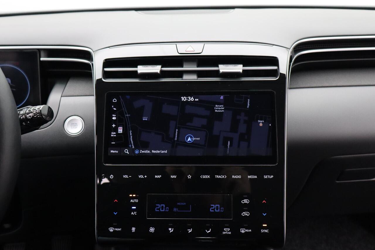 Hyundai TUCSON 1.6 T-GDI MHEV Comfort Smart | Stuur + Stoel verwarming | Hybride | Trekgewicht 1650 kg | Elektrische achterklep | BOVAG Garantie | Apple CarPlay & Android Auto | Volledige LED-verlichting en parkeersensoren