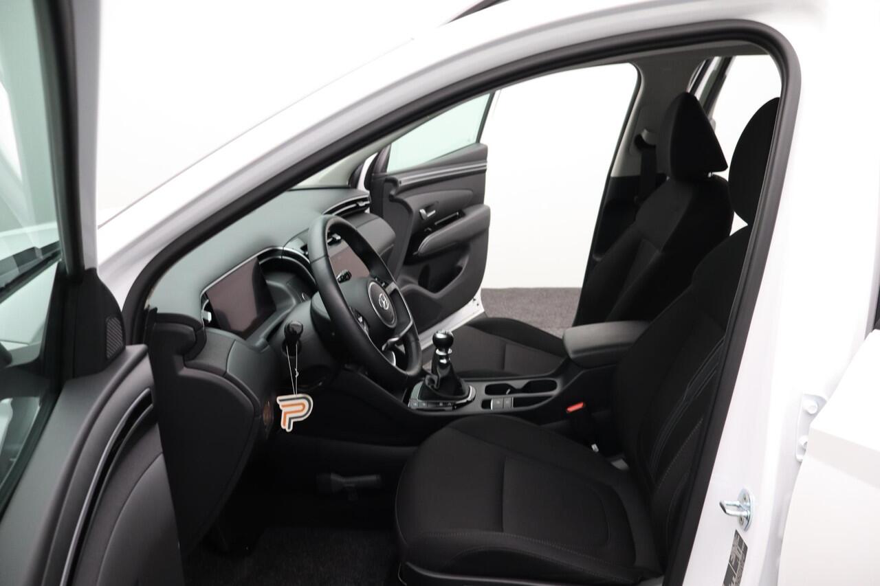 Hyundai TUCSON 1.6 T-GDI MHEV Comfort Smart | Stuur + Stoel verwarming | Hybride | Trekgewicht 1650 kg | Elektrische achterklep | BOVAG Garantie | Apple CarPlay & Android Auto | Volledige LED-verlichting en parkeersensoren