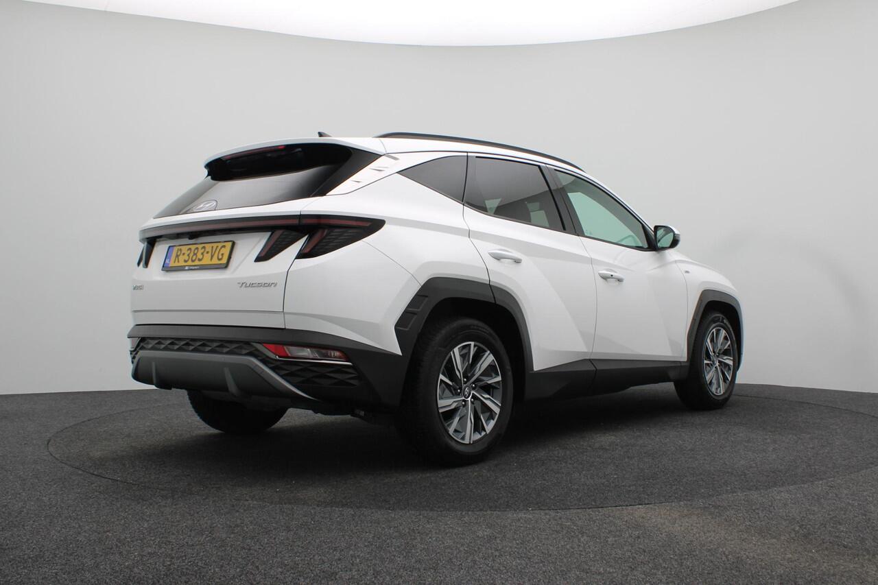 Hyundai TUCSON 1.6 T-GDI MHEV Comfort Smart | Stuur + Stoel verwarming | Hybride | Trekgewicht 1650 kg | Elektrische achterklep | BOVAG Garantie | Apple CarPlay & Android Auto | Volledige LED-verlichting en parkeersensoren
