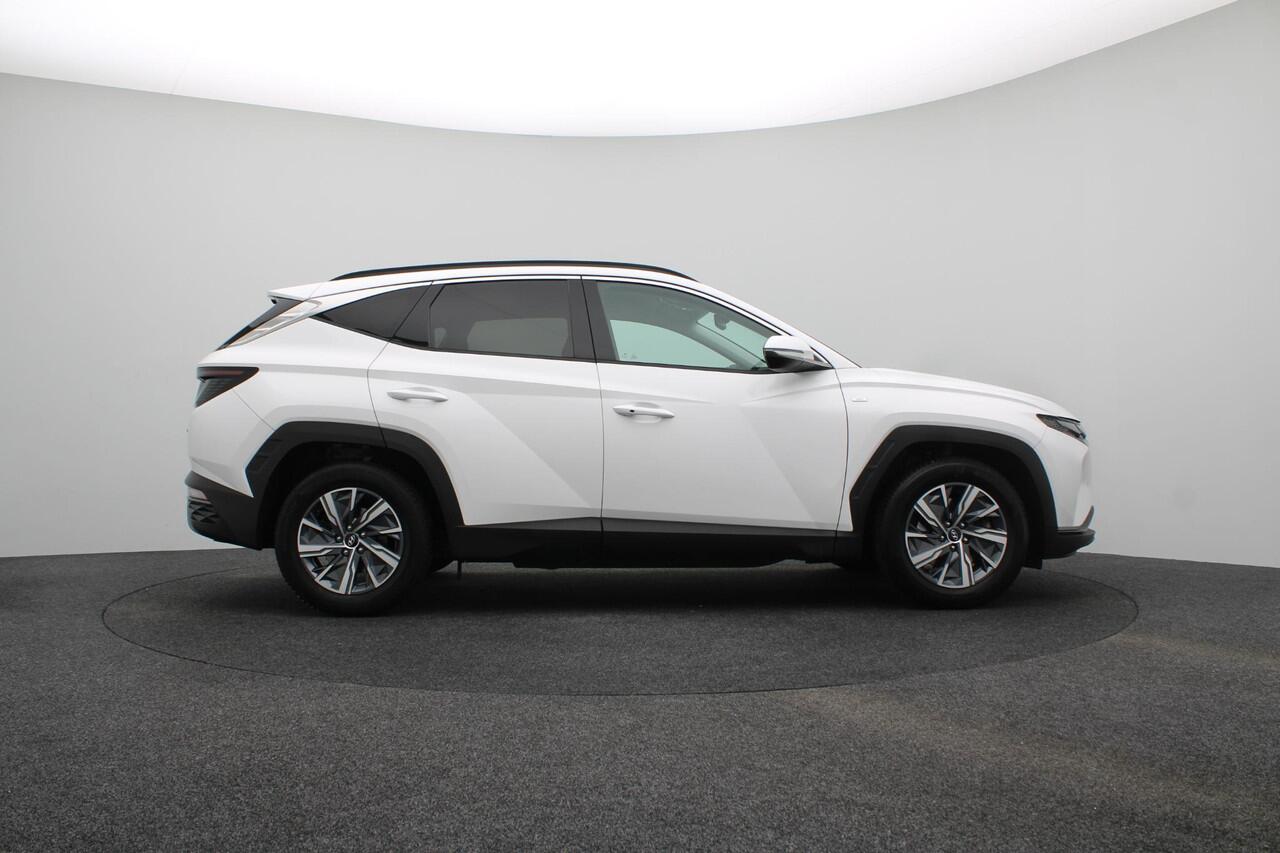 Hyundai TUCSON 1.6 T-GDI MHEV Comfort Smart | Stuur + Stoel verwarming | Hybride | Trekgewicht 1650 kg | Elektrische achterklep | BOVAG Garantie | Apple CarPlay & Android Auto | Volledige LED-verlichting en parkeersensoren