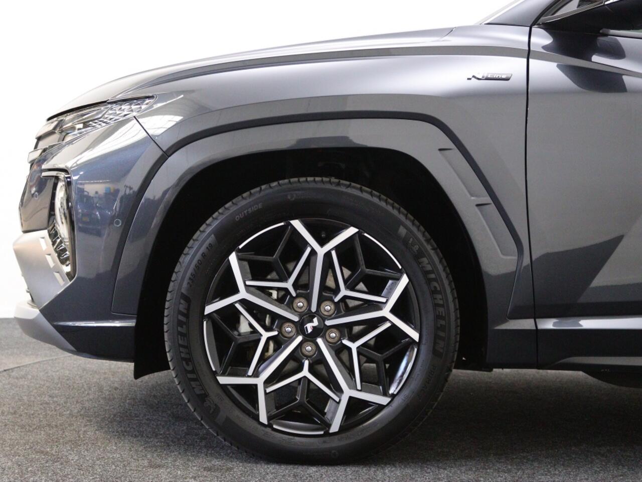 Hyundai TUCSON 1.6 T-GDI N Line Sky | Panoramadak | Navigatie | Alcantara |