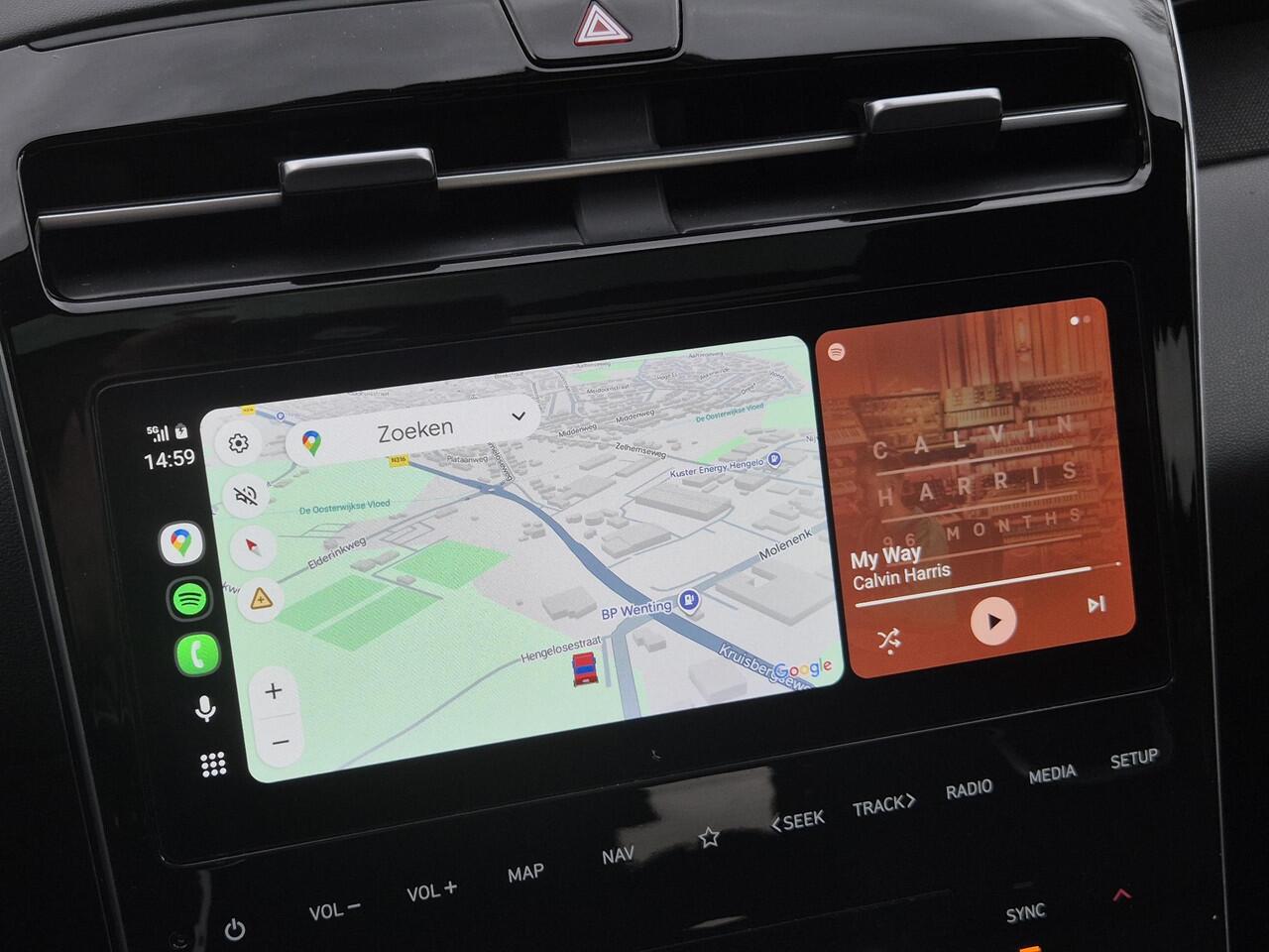 Hyundai TUCSON 1.6 T-GDI PHEV Plug-in Premium Sky 4WD Automaat / elektrisch glazen panorama-dak / Trekgewicht 1350 kg / Stuur-, Stoel en Achterbank verwarming / Elektrische achterklep / Adaptief CC / Rondomzicht camera /