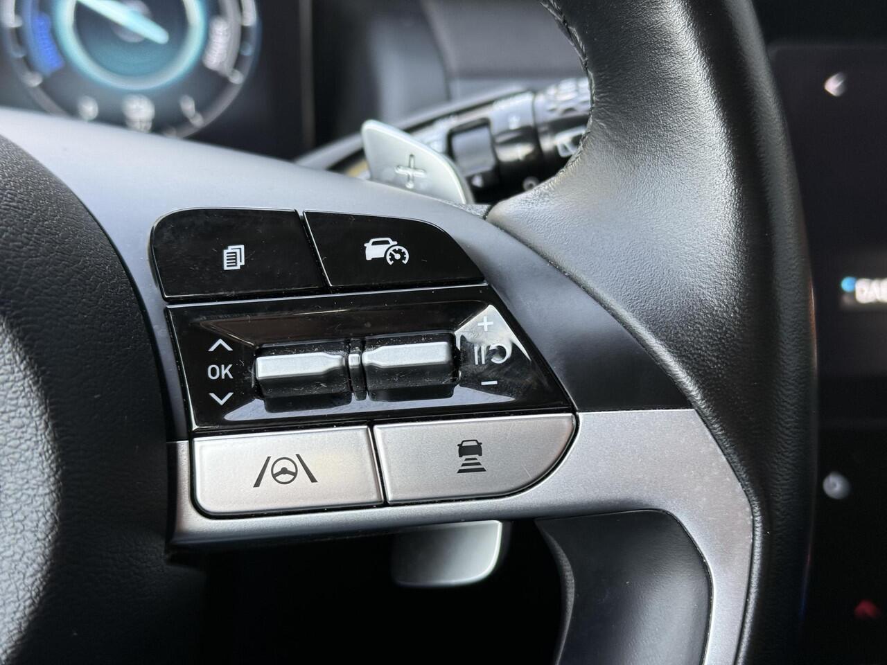 Hyundai TUCSON 1.6 T-GDI HEV Comfort Smart / Eerste Eigenaar / Dealer Onderhouden / Navigatie / Stoel+Stuur Verwarming / Achteruitrij Camera / Elektrische Achterklep /