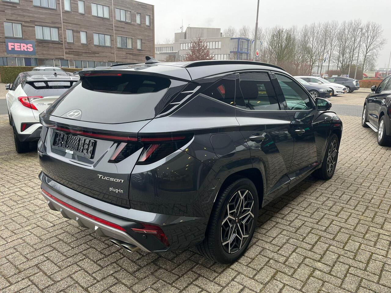 Hyundai TUCSON 1.6 T-GDI PHEV N Line 4WD | Stoelverwarming | Elektrisch verstelbare stoelen met geheugen | Achteruitrijcamera | Adaptive cruise control