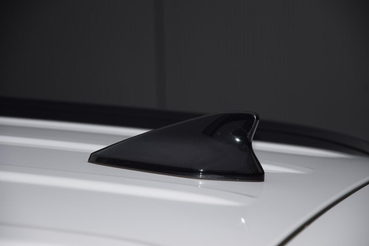 Hyundai TUCSON 1.6 T-GDI MHEV Premium | Stoelventilatie/verwarming | Trekhaak | Elektrisch bedienbare achterklep |