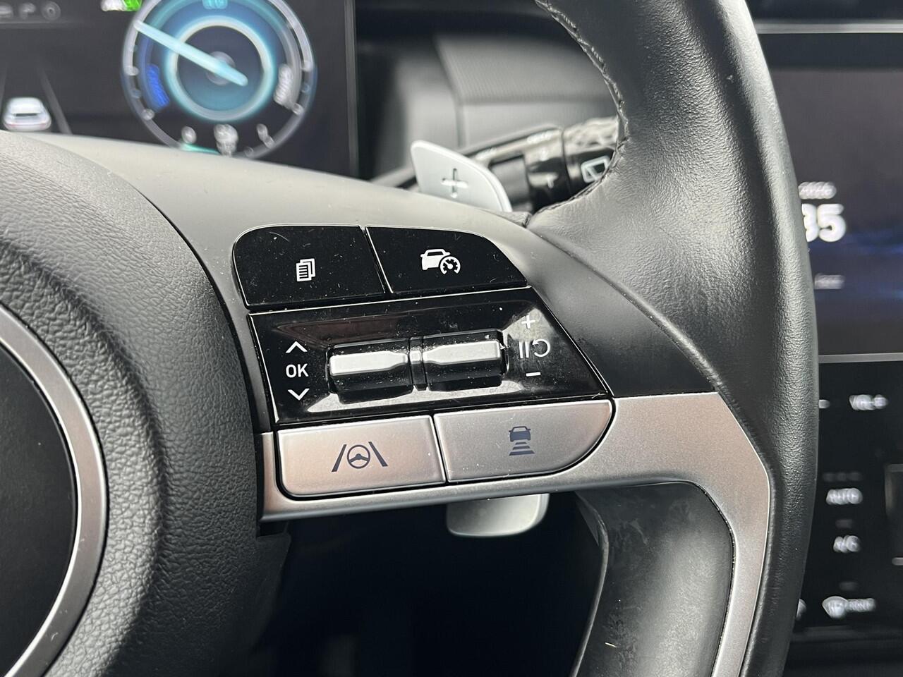 Hyundai TUCSON 1.6 T-GDI HEV Premium / Achterbank verwarmd / Apple Carplay/Android Auto / Cruise control adaptief met Stop&Go / Navigatiesysteem full map / Trekhaak( 1650 kg ) /