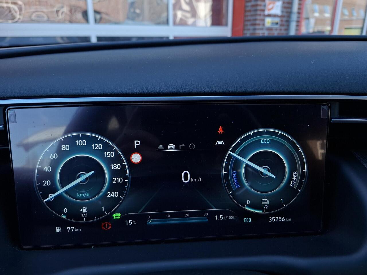 Hyundai TUCSON 1.6 T-GDI PHEV Comfort, carplay, adapt. cruise