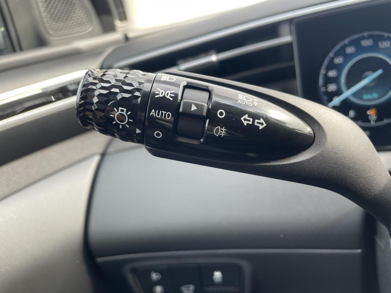Hyundai TUCSON 1.6 T-GDI PHEV Comfort Smart 4WD / 1350KG Trekgewicht / Navigatie + Apple Carplay/Android Auto / Climate Control / Keyless Entry & Start / 19" LMV / Automatische Achterklep / Bluelink /