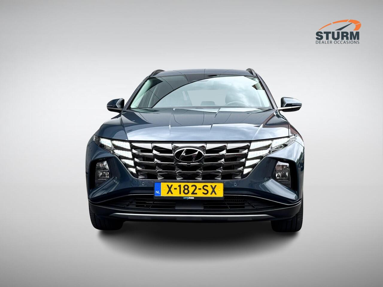 Hyundai TUCSON 1.6 T-GDI HEV Premium NL-Auto, 1650kg Trekgewicht! | Vol-Leder | Digitaal Instrumentenpaneel | Adapt. Cruise Control | Apple Carplay/Android Auto | Stoelverwarming | Dodehoek Detectie | 360° Camera | Rijklaarprijs!