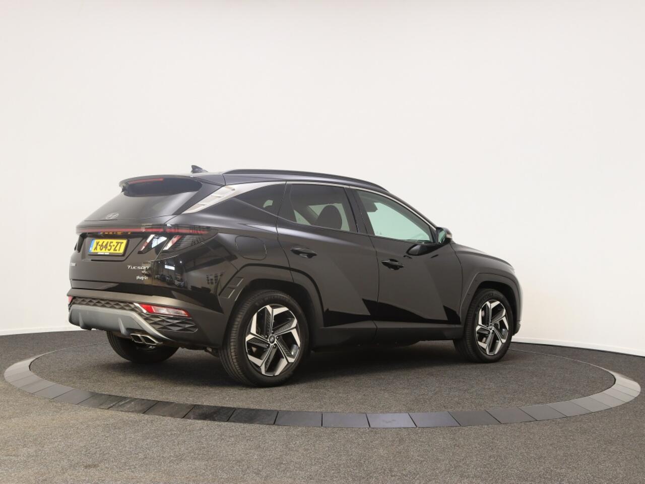 Hyundai TUCSON 1.6 T-GDI PHEV C Smart | achteruitrijcamera | Stoelverwarming |