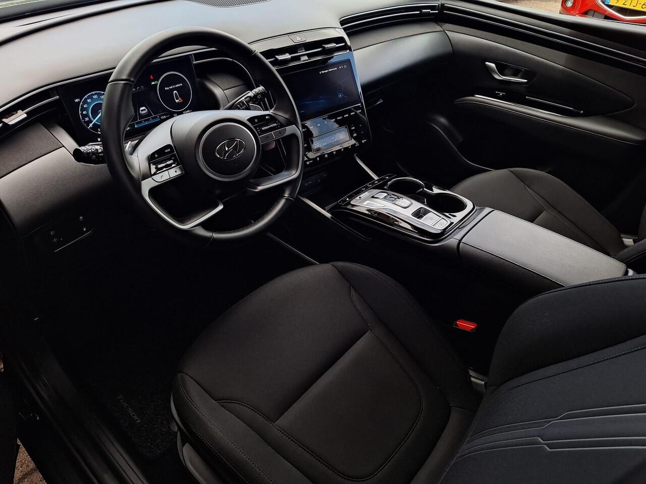 Hyundai TUCSON 1.6 T-GDI PHEV Comfort 4WD | Stoelverwarming | Keyless | Android auto Apple Carplay | Navigatie | 19 Inch lichtmetalen velgen |