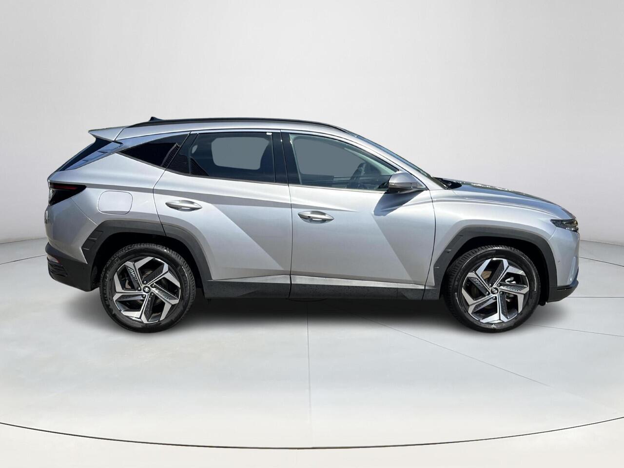 Hyundai TUCSON 1.6 T-GDI PHEV Premium 4WD | Rijklaarprijs dus GEEN afleverkosten! | 360 graden camera| Leder | Verwarmde en gekoelde stoelen |