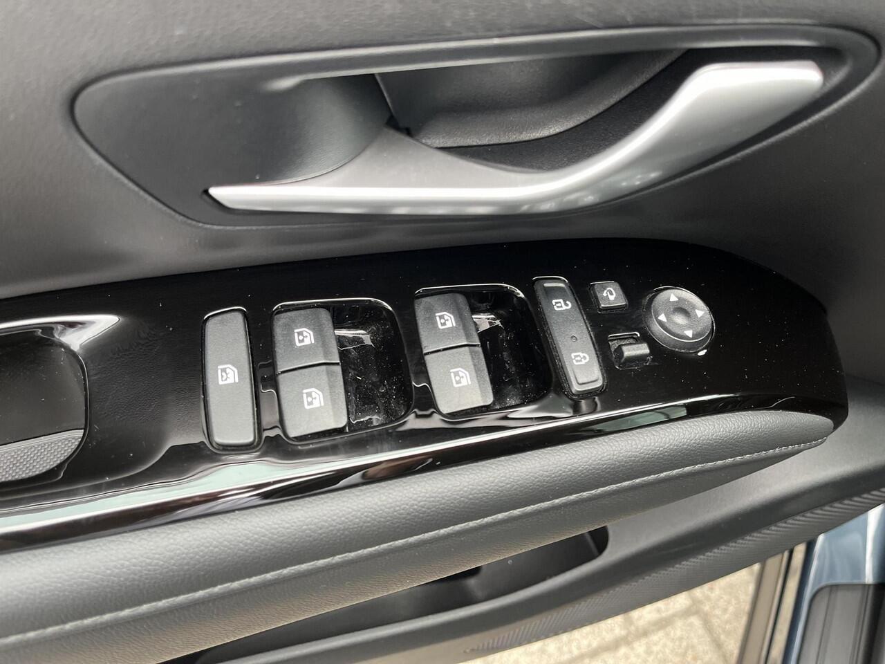 Hyundai TUCSON 1.6 T-GDI PHEV Comfort 4WD | Rijklaarprijs dus GEEN afleverkosten! | Navigatie | Cruise Control |