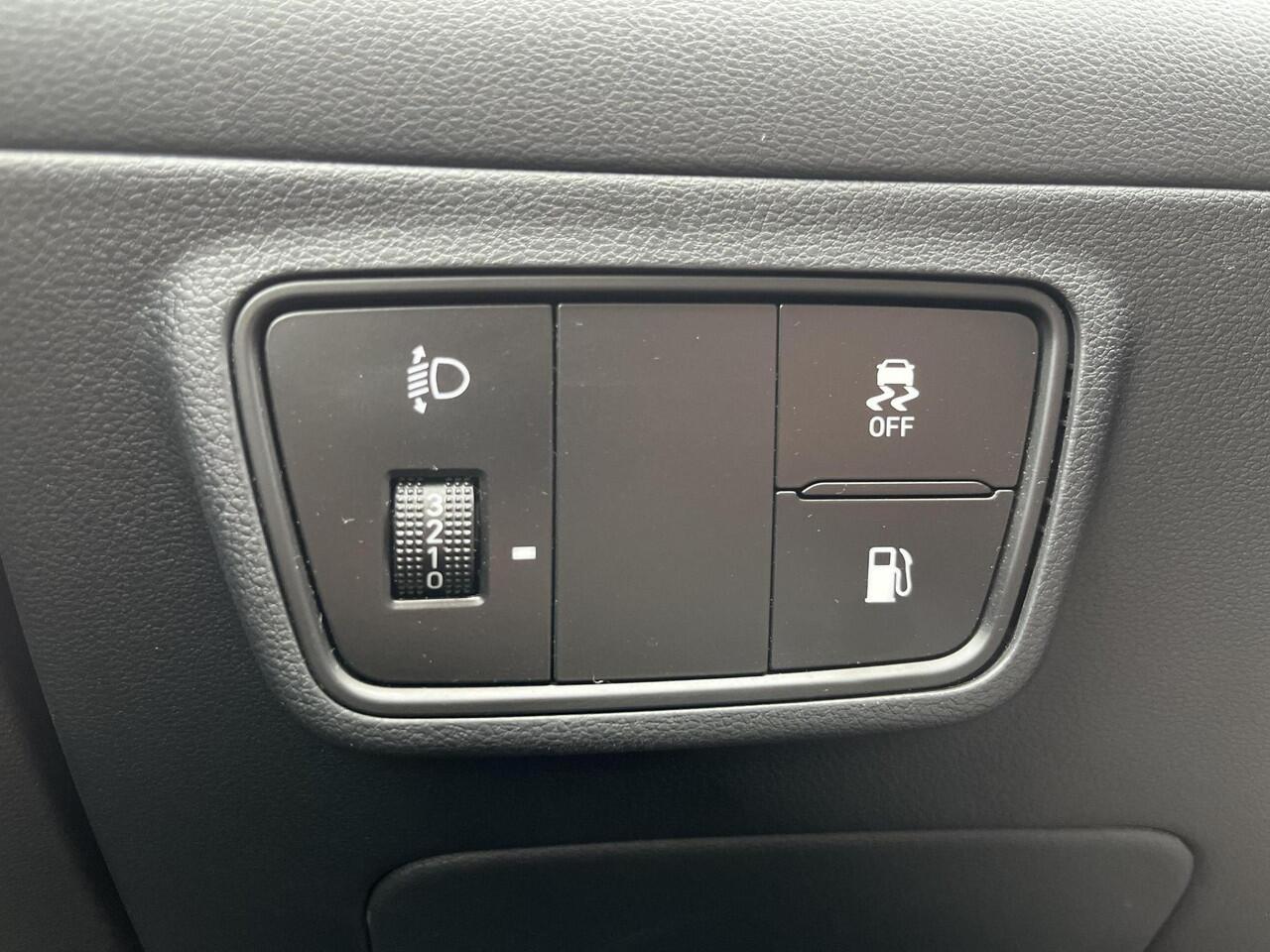 Hyundai TUCSON 1.6 T-GDI PHEV Comfort 4WD | Rijklaarprijs! | Trekhaak | Achteruitrijcamera | Voorstoelen Verwarmd |