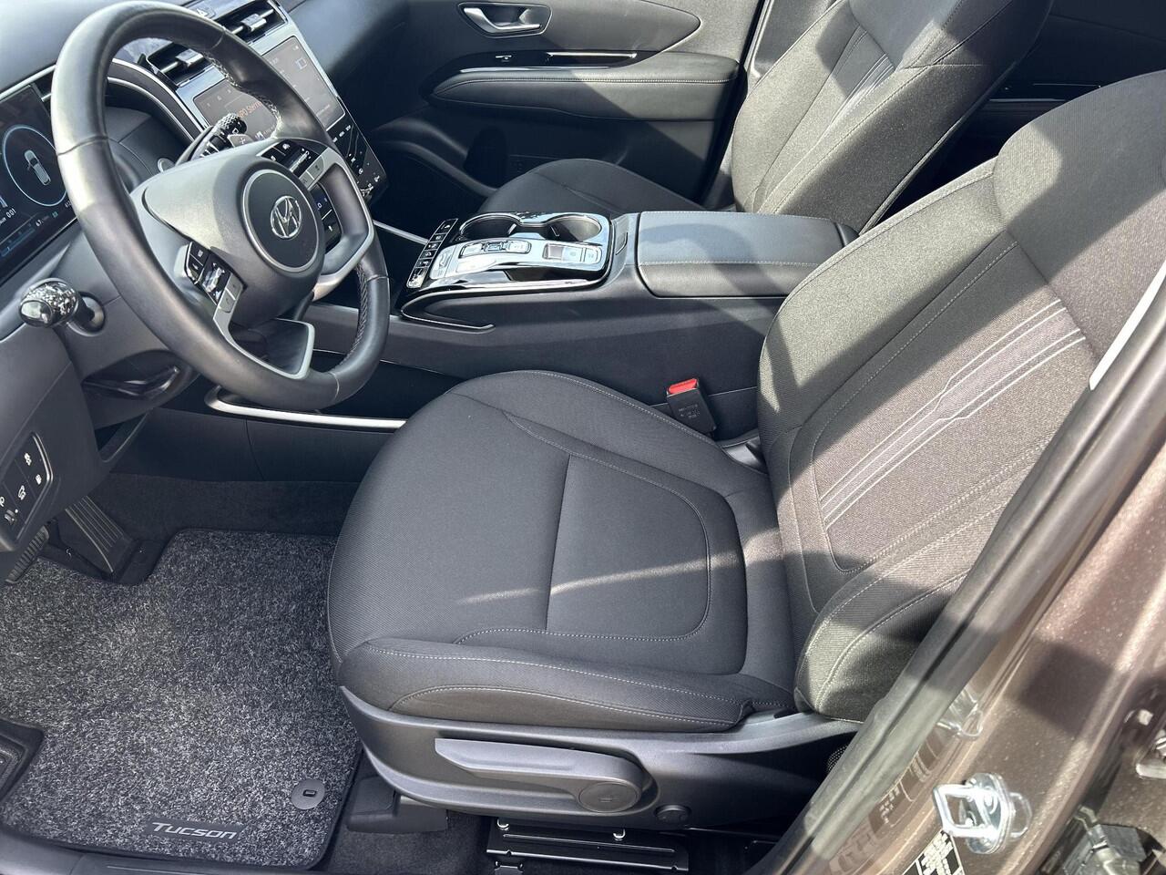 Hyundai TUCSON 1.6 T-GDI PHEV Comfort Smart 4WD | Trekhaak | Apple Carplay/Android Auto | Achteruitrijcamera | Adaptief Cruise Control | Elektrische achterklep | Stoel/stuurverwarming |