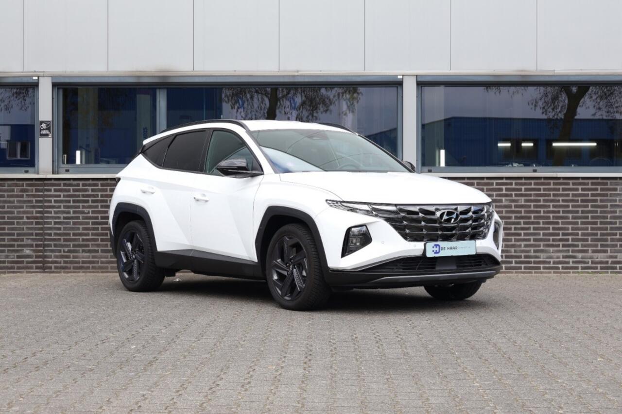 Hyundai TUCSON 1.6 T-GDI Advantage - Sensoren - LED - Camera - Navi - Trekhaak