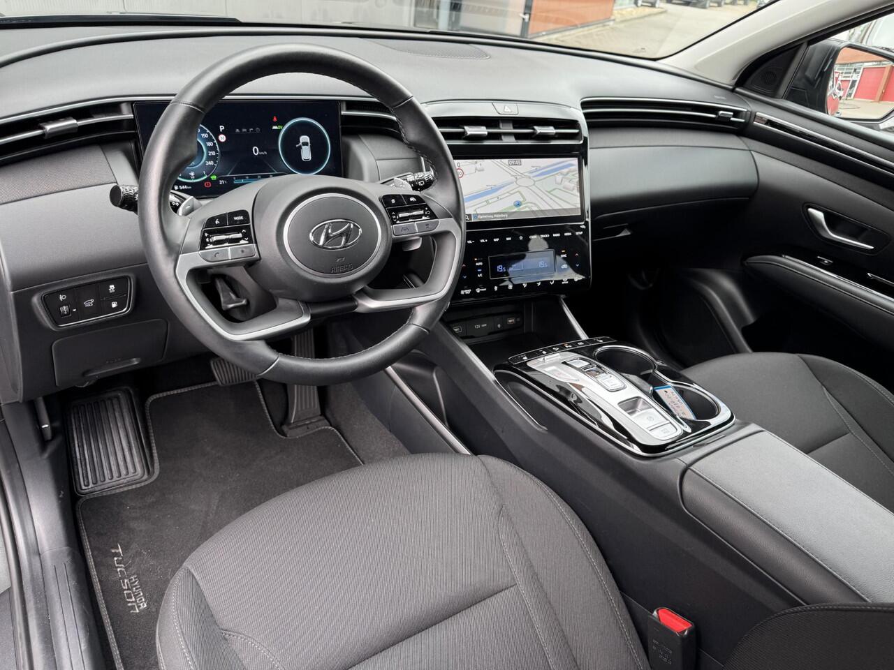 Hyundai TUCSON 1.6 T-GDI PHEV Comfort Smart 4WD SoH 99% NL-Auto, 1350kg Trekgewicht! | Navigatie | Camera | Apple Carplay/Android Auto | Stuur- + Stoelverwarming | Elek. Achterklep | Rijklaarprijs!