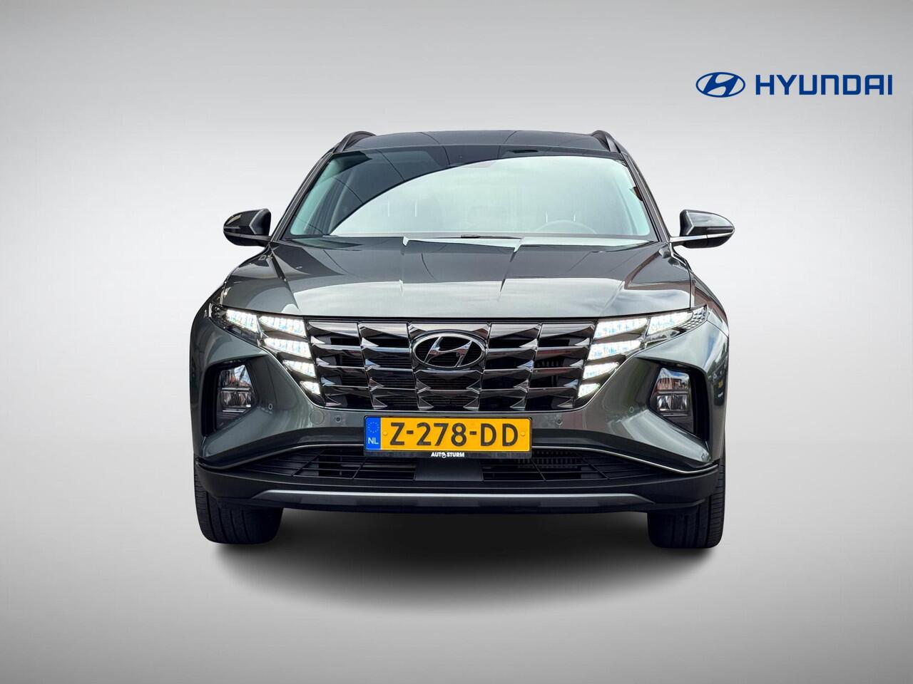 Hyundai TUCSON 1.6 T-GDI PHEV Comfort Smart 4WD SoH 99% NL-Auto, 1350kg Trekgewicht! | Navigatie | Camera | Apple Carplay/Android Auto | Stuur- + Stoelverwarming | Elek. Achterklep | Rijklaarprijs!