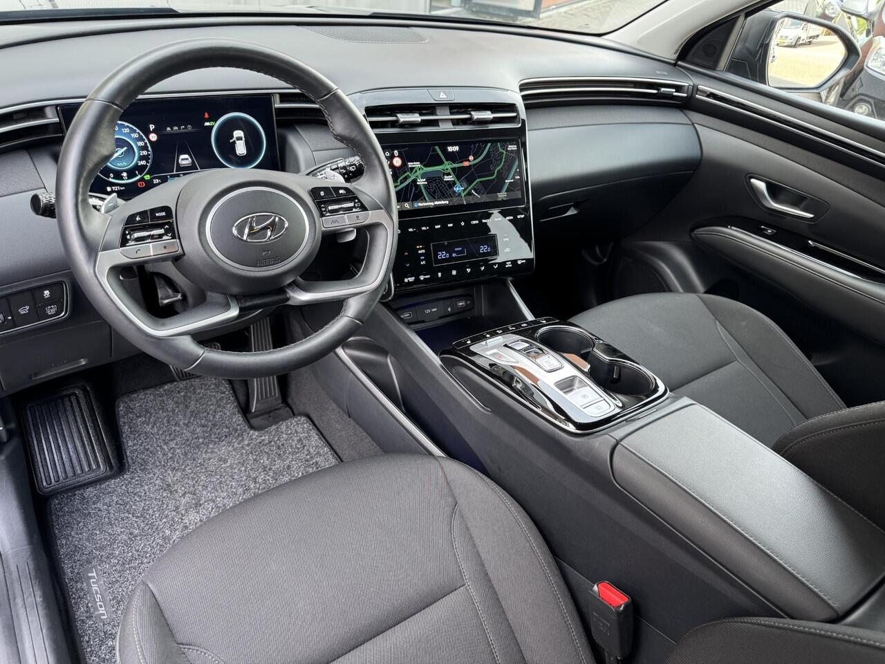 Hyundai TUCSON 1.6 T-GDI HEV Comfort Smart NL-Auto, 1650kg Trekgewicht! | Navigatie | Camera | Apple Carplay/Android Auto | Stuur- + Stoelverwarming | Elek. Achterklep | Rijklaarprijs!