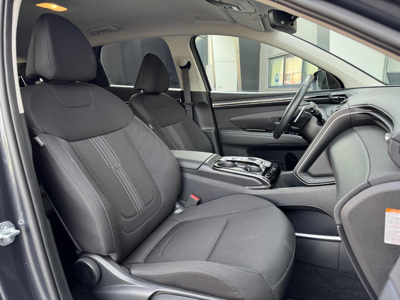 Hyundai TUCSON 1.6 T-GDI HEV Comfort Smart NL-Auto, 1650kg Trekgewicht! | Navigatie | Camera | Apple Carplay/Android Auto | Stuur- + Stoelverwarming | Elek. Achterklep | Rijklaarprijs!