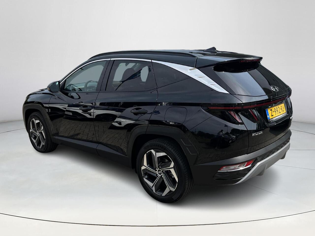 Hyundai TUCSON 1.6 T-GDI PHEV Comfort Smart 4WD | Rijklaarprijs dus GEEN afleverkosten! | Apple CarPlay/Android Auto | Cruise Control | Voorstoelen Verwarmd |