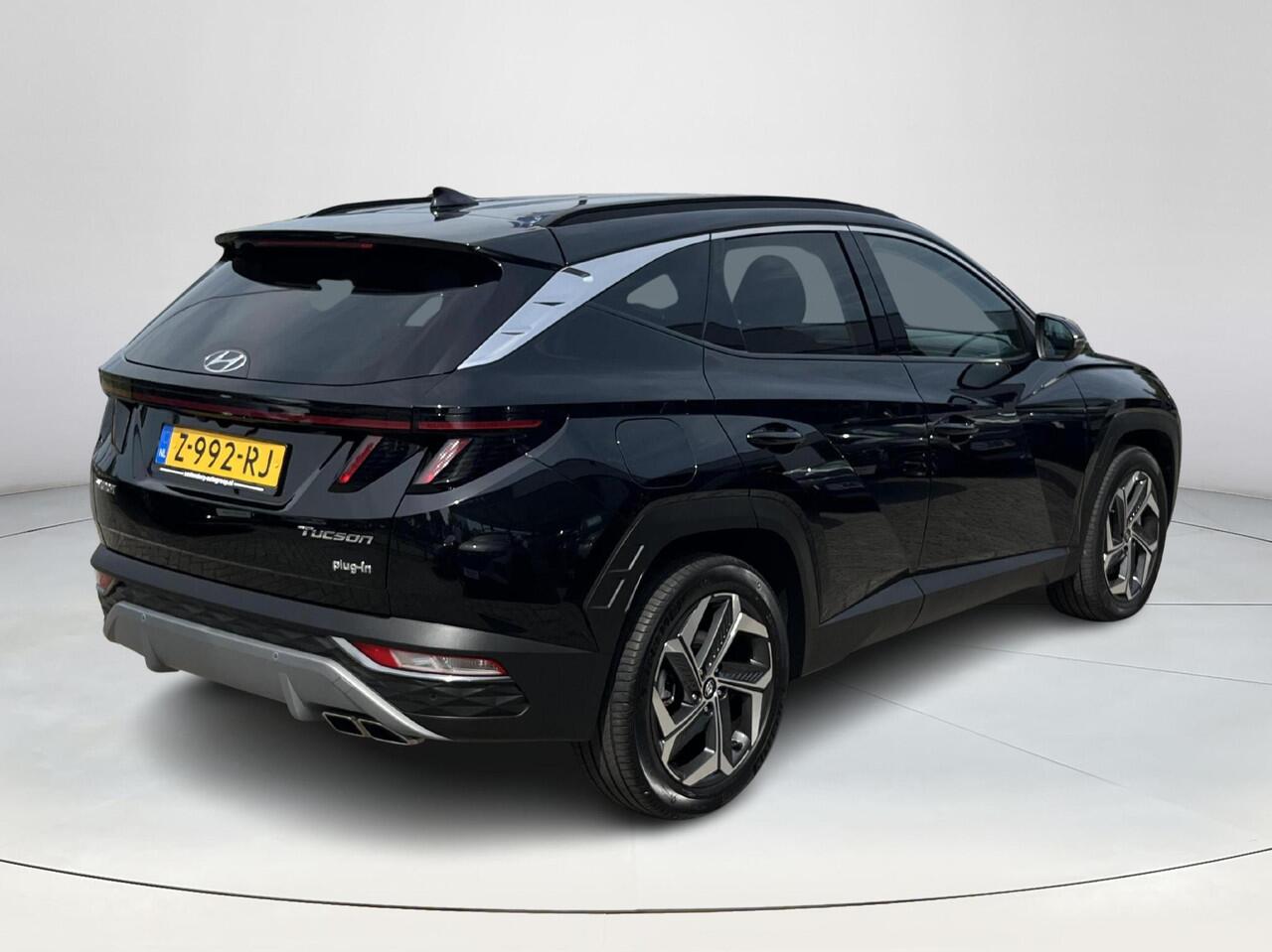 Hyundai TUCSON 1.6 T-GDI PHEV Comfort Smart 4WD | Rijklaarprijs dus GEEN afleverkosten! | Apple CarPlay/Android Auto | Cruise Control | Voorstoelen Verwarmd |