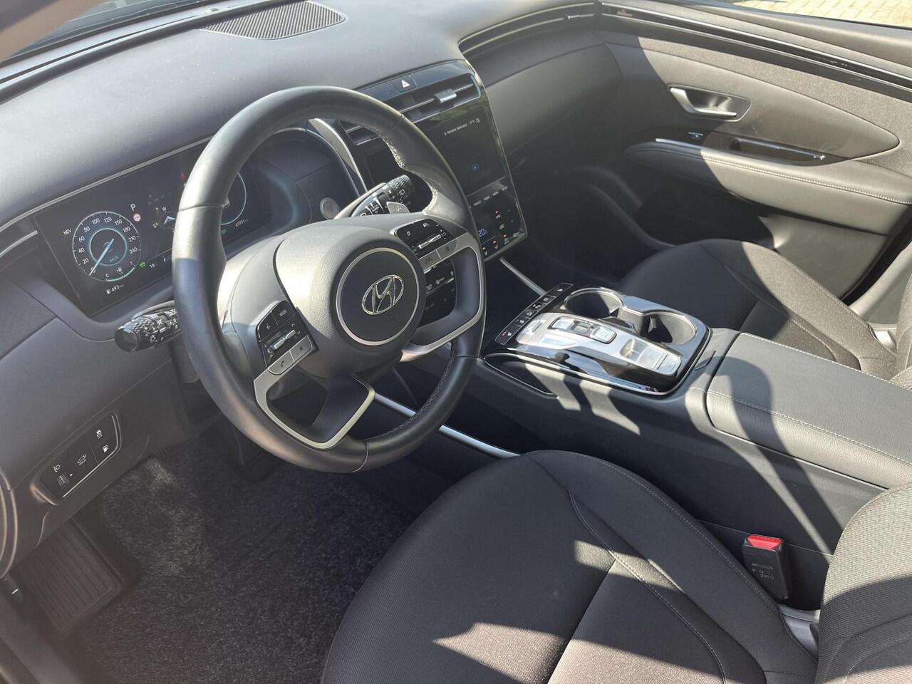 Hyundai TUCSON 1.6 T-GDI PHEV Comfort Smart 4WD | Rijklaarprijs! | Trekhaak | Apple CarPlay / Android Auto |