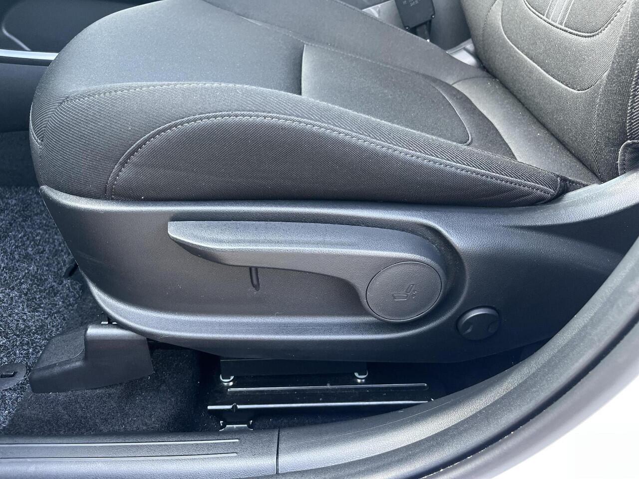 Hyundai TUCSON 1.6 T-GDI PHEV Comfort Smart 4WD | Trekhaak | Rijklaarprijs! | Elektrische achterklep |