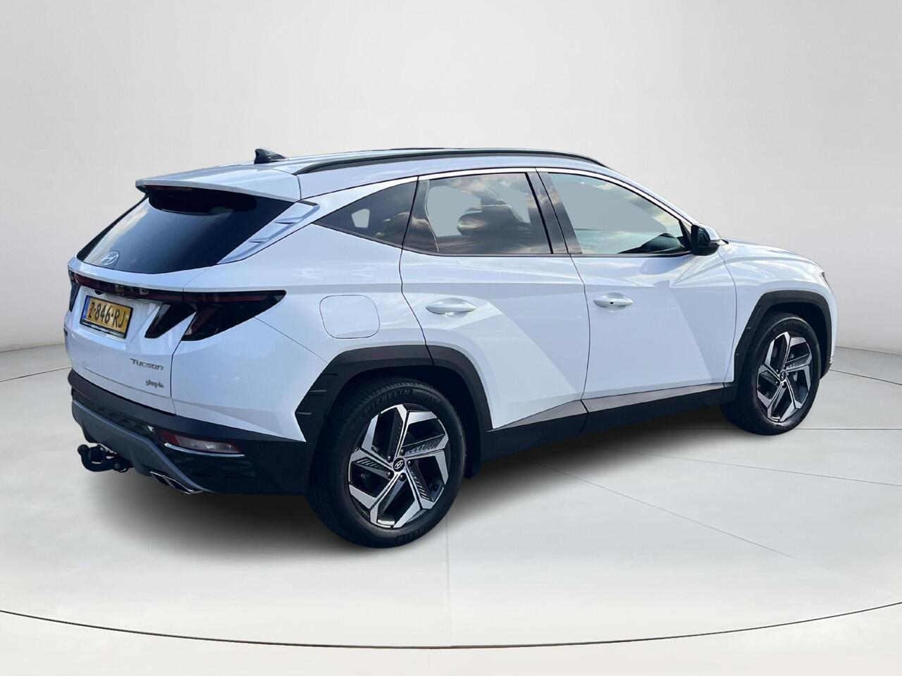 Hyundai TUCSON 1.6 T-GDI PHEV Comfort Smart 4WD | Trekhaak | Rijklaarprijs! | Elektrische achterklep |