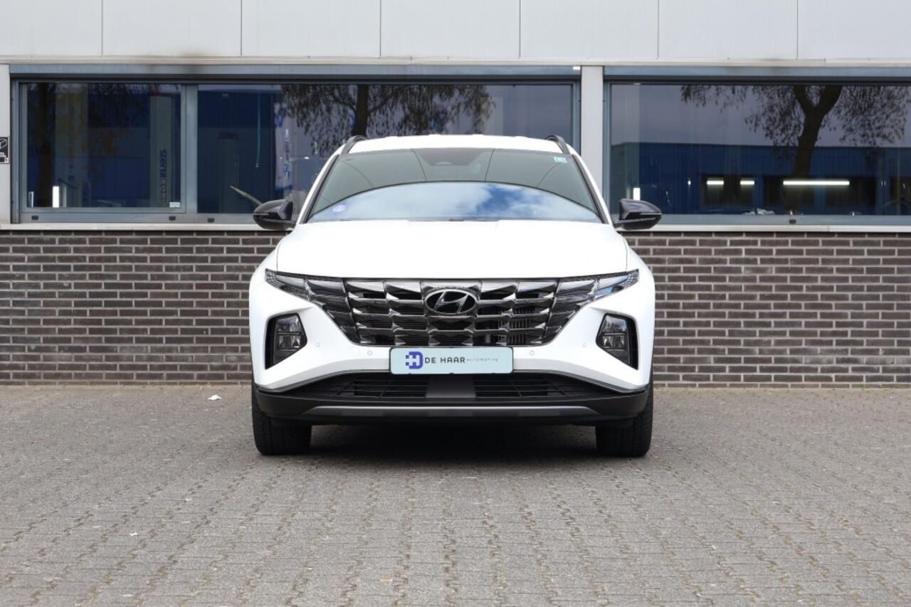 Hyundai TUCSON 1.6 T-GDI Advantage - Sensoren - LED - Camera - Navi - Trekhaak