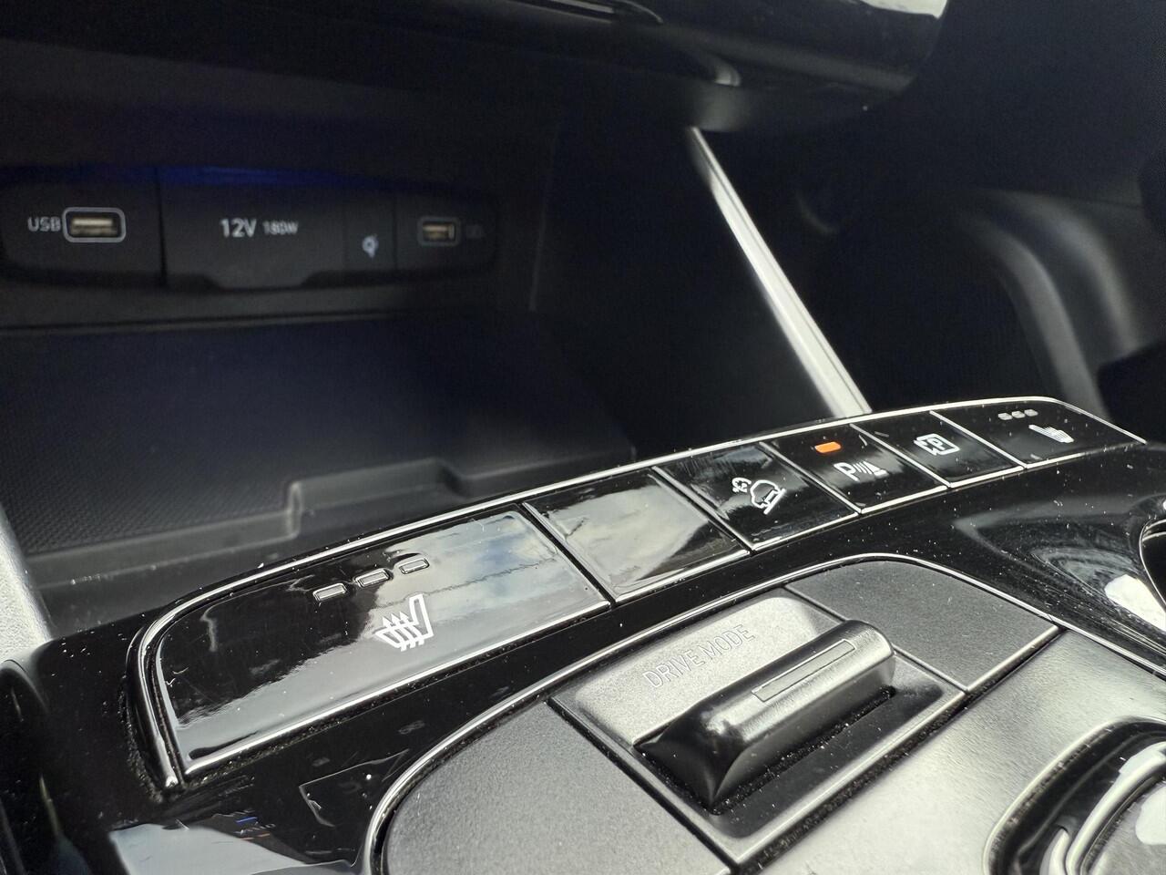 Hyundai TUCSON 1.6 T-GDI HEV 230pk N Line Edition / 1650 KG Trekgewicht / Apple Carplay / Android Auto / Achteruitrijcamera / Stoelverwarming / Navigatie /