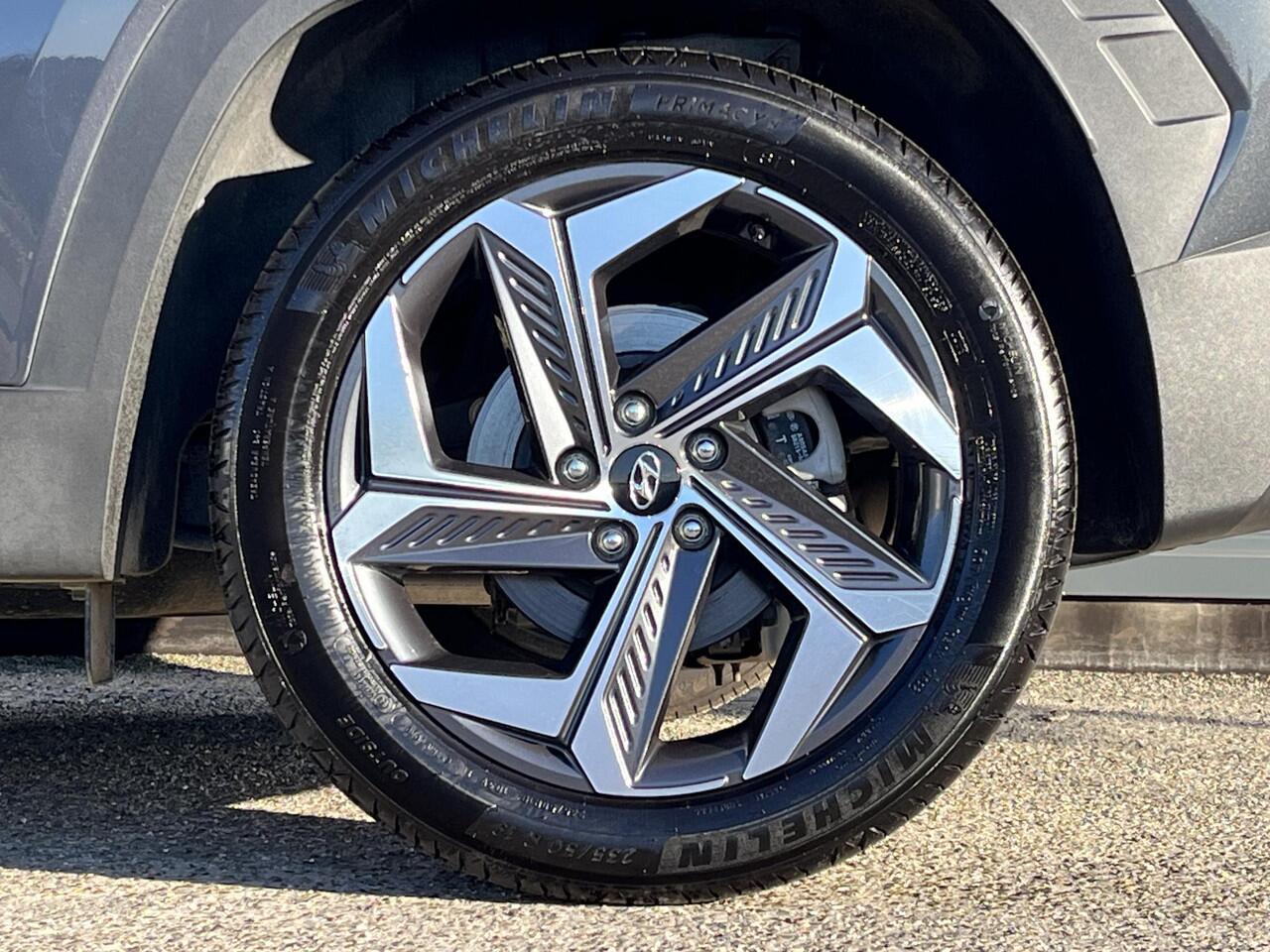 Hyundai TUCSON Premium 1.6 T-GDI PHEV 265pk 4WD | ¤15.131 KORTING | STOEL + STUURVERW. | 360° CAMERA | STOELVENTILATIE |