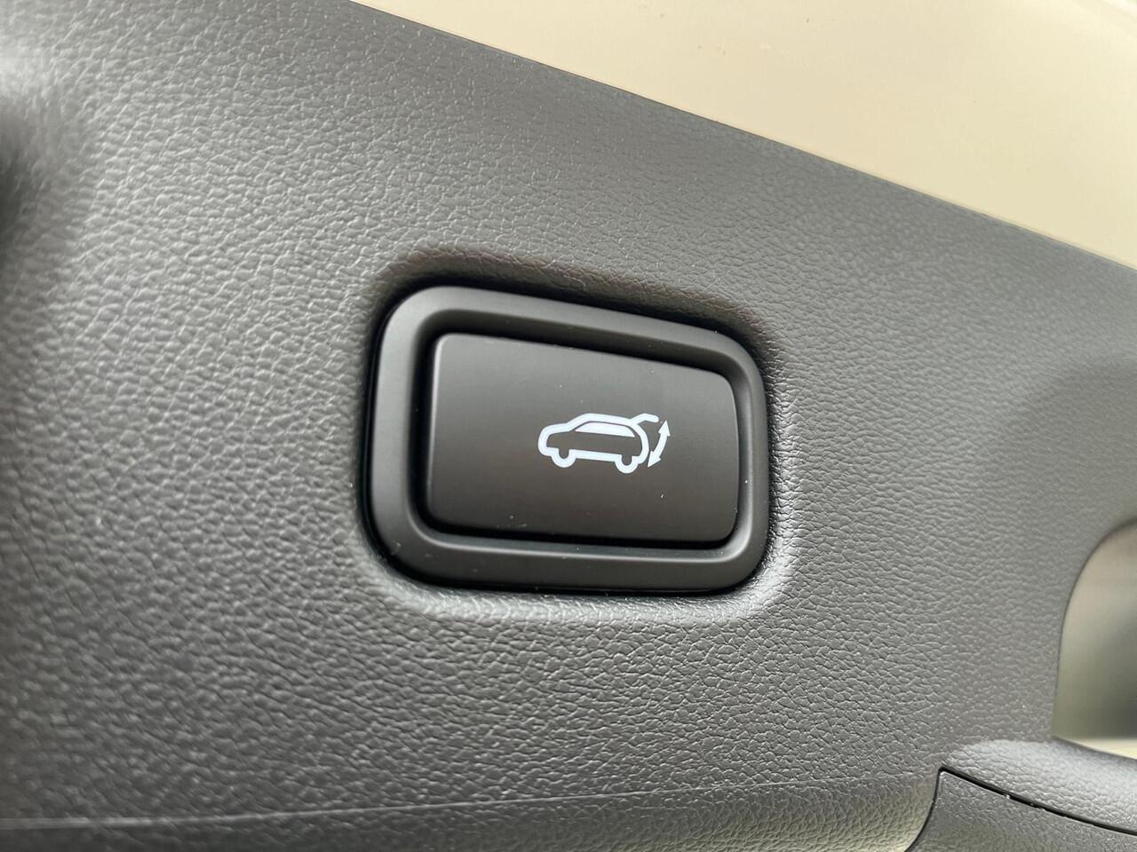 Hyundai TUCSON N Line Sky 1.6 T-GDI HEV 230pk | SCHUIF/KANTELDAK | ALCANTARA BEKLEDING | STOELVENTILATIE & VERWARMING | 360° CAMERA | ADAPTIVE CRUISE | ELEKTR. VERSTELBARE STOELEN |